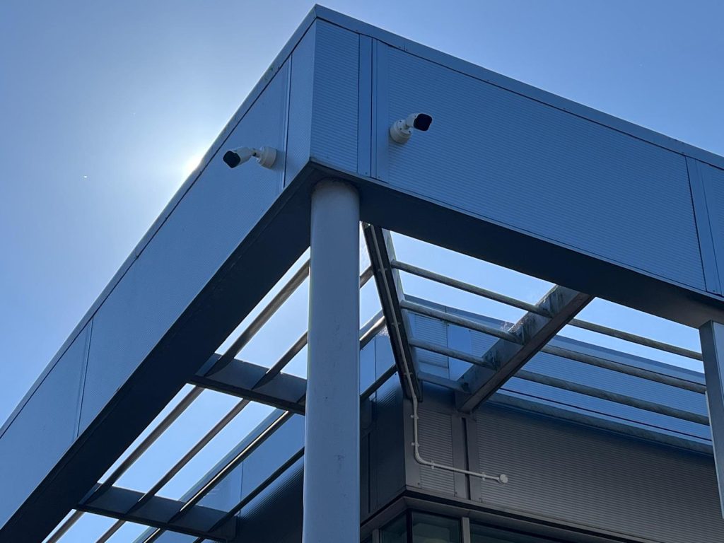 CCTV Vauxhall Garage